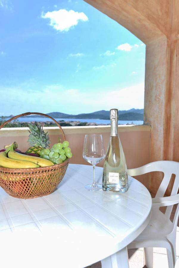 Aparthotel La Costa View Arzachena Zewnętrze zdjęcie