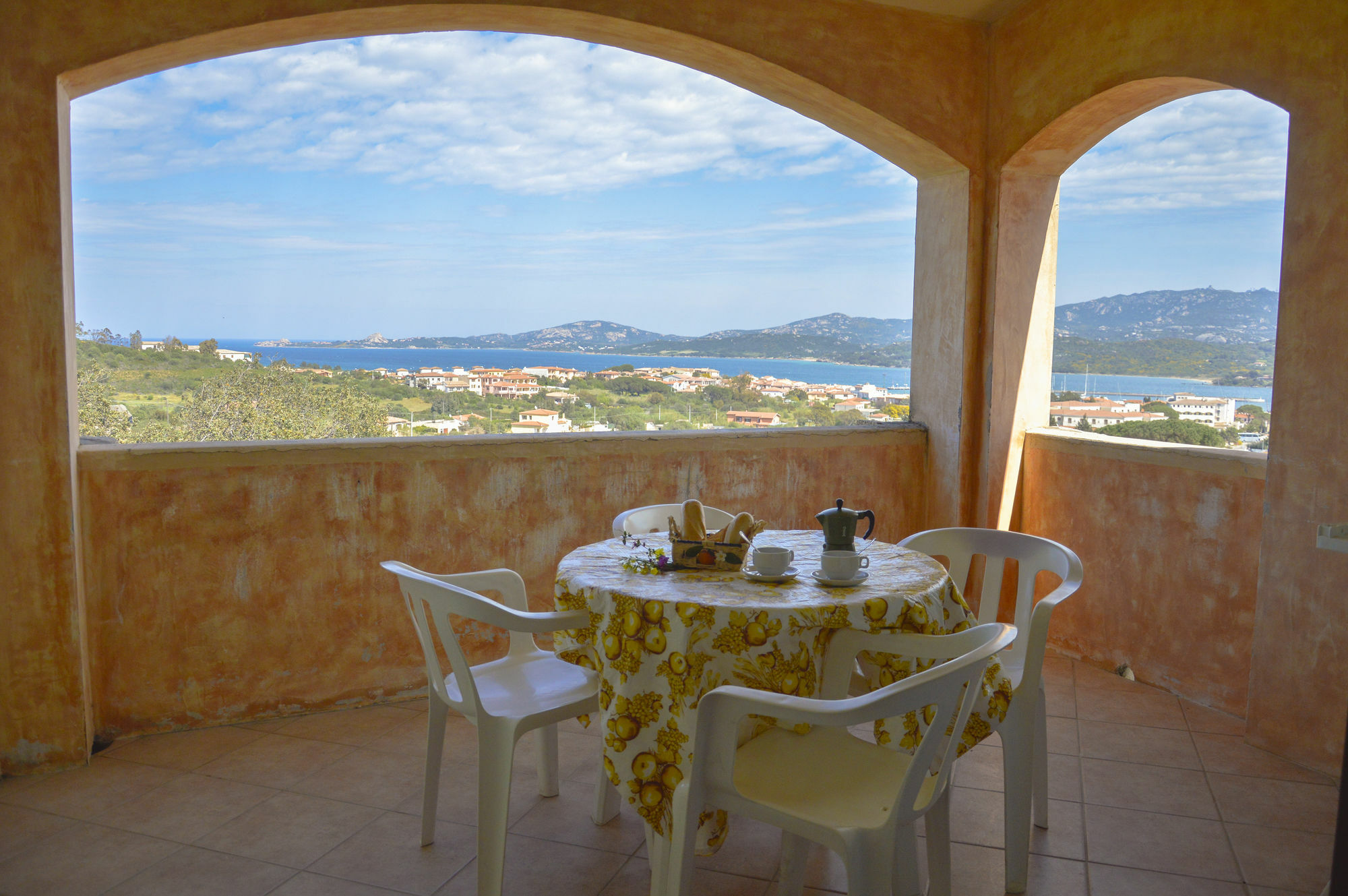 Aparthotel La Costa View Arzachena Zewnętrze zdjęcie